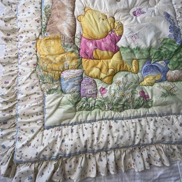 Vintage Disney Classic Honey Pot Winnie The Pooh Quilt Comforter Crib Toddler - Picture 4 of 14
